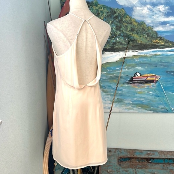 ⭐️Romantic & Flirty, Lightweight Curtain-Back, Mini Dress, Dress Up/Down,Size S - Picture 4 of 10